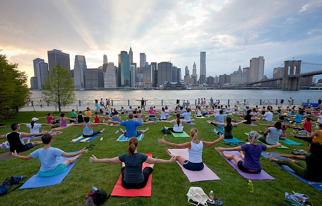 NYC outdoor yoga dance game free events